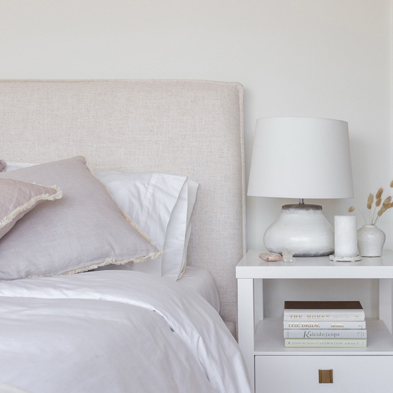 baseJulia Double Bed - Cream - Dekor Butik