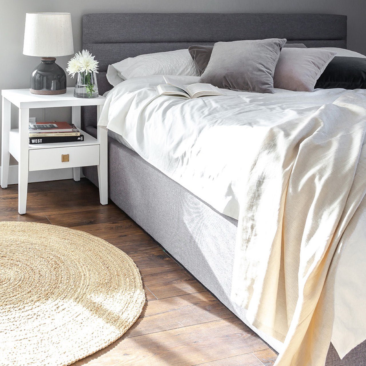 baseJustin King Bed - Greige - Dekor Butik