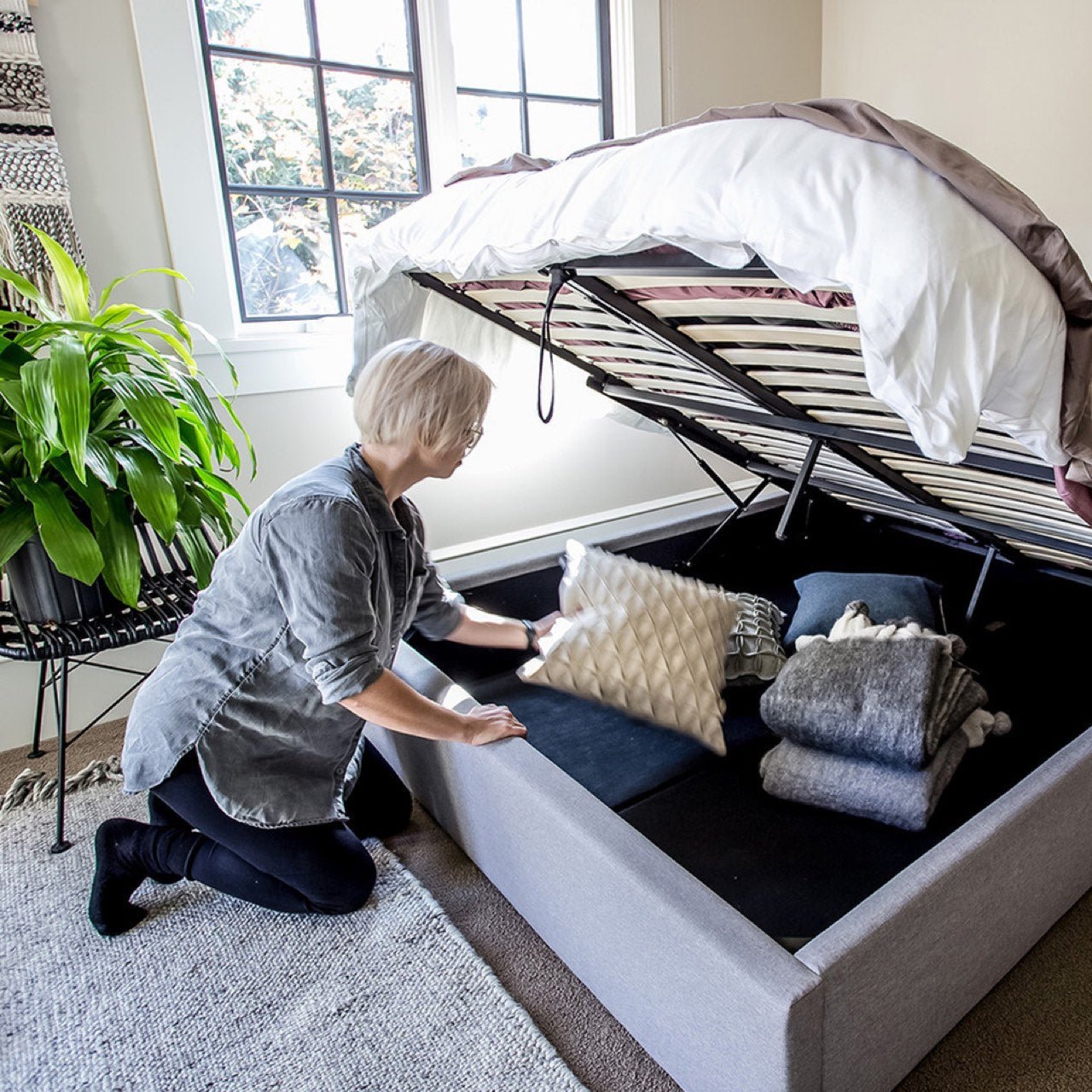 baseJustin King Storage Bed - Greige - Dekor Butik