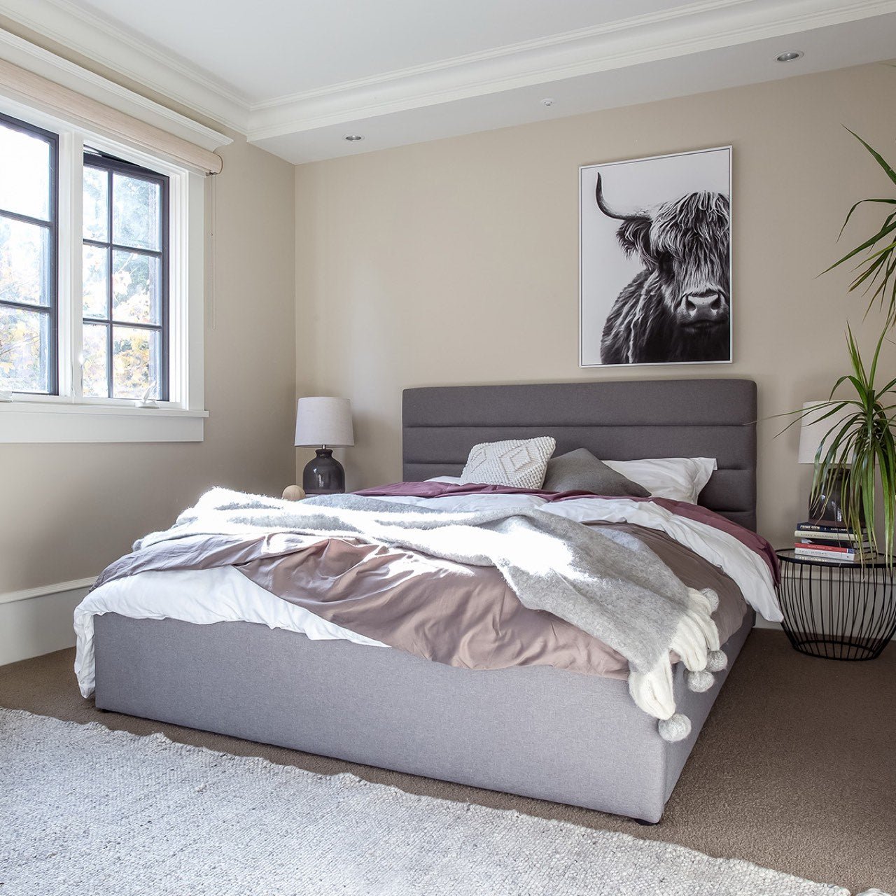 baseJustin Queen Bed - Greige - Dekor Butik