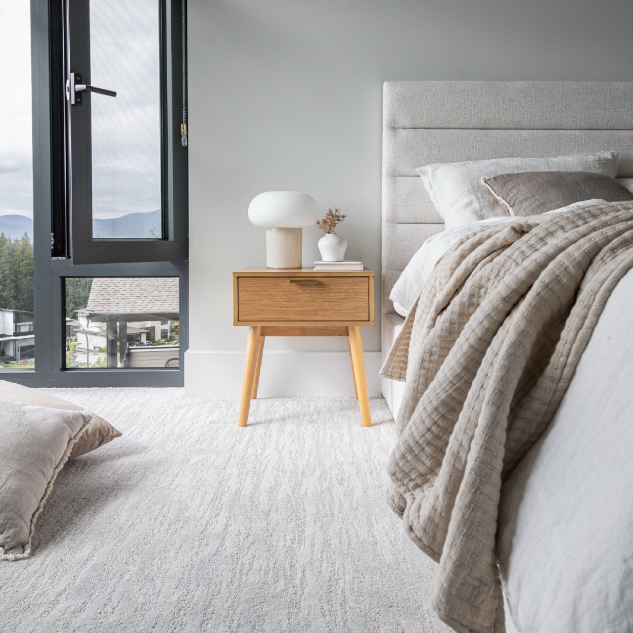 baseJustin Queen Bed Tall - Cream - Dekor Butik