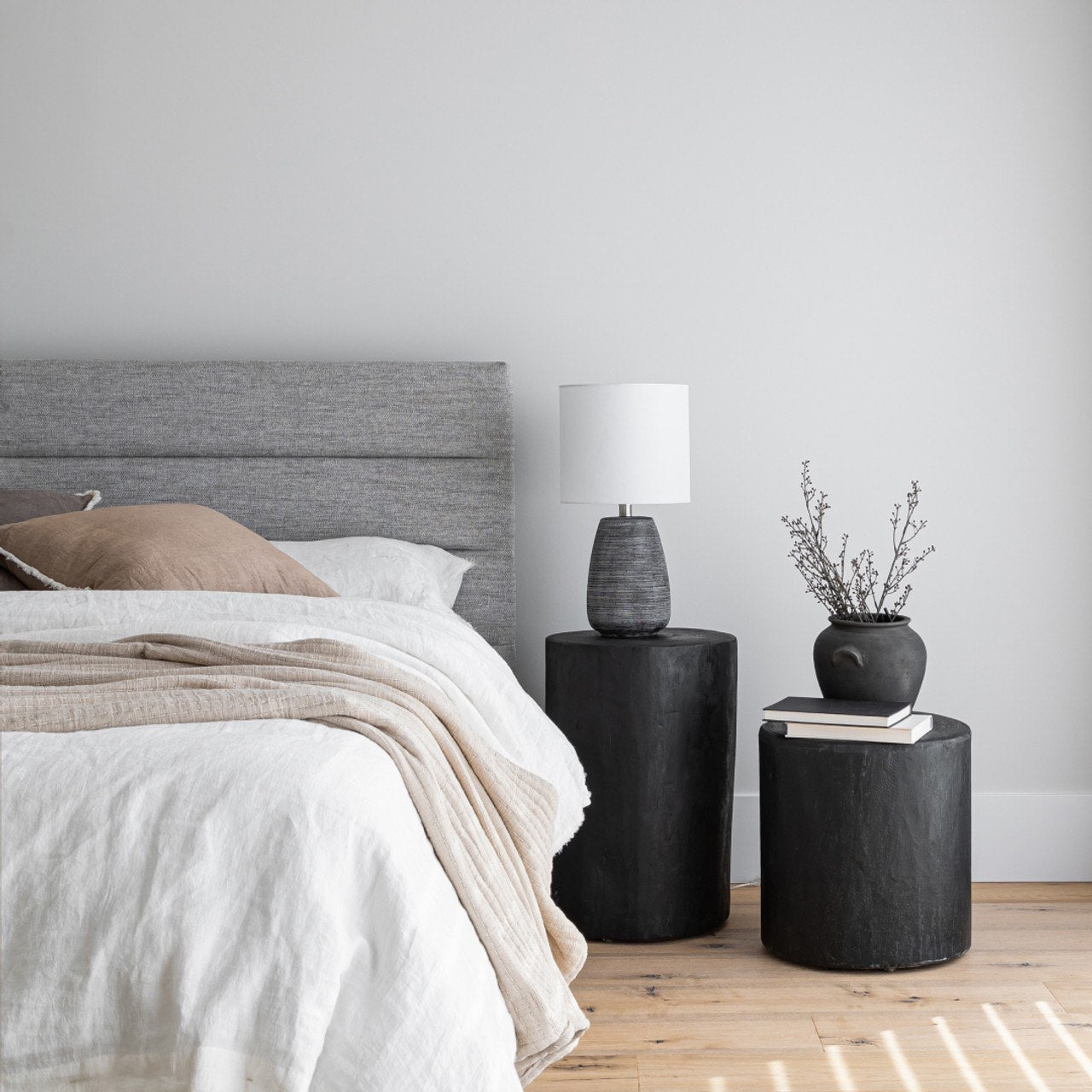 baseJustin Queen Storage Bed - Stone - Dekor Butik