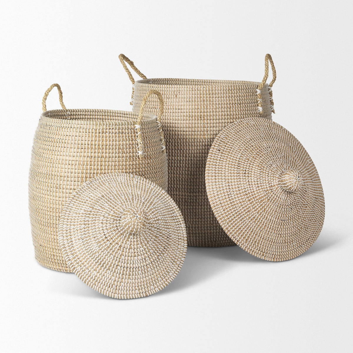 Kairi Set of 2 Seagrass Floor Baskets w/ Lids and Handles - Dekor Butik