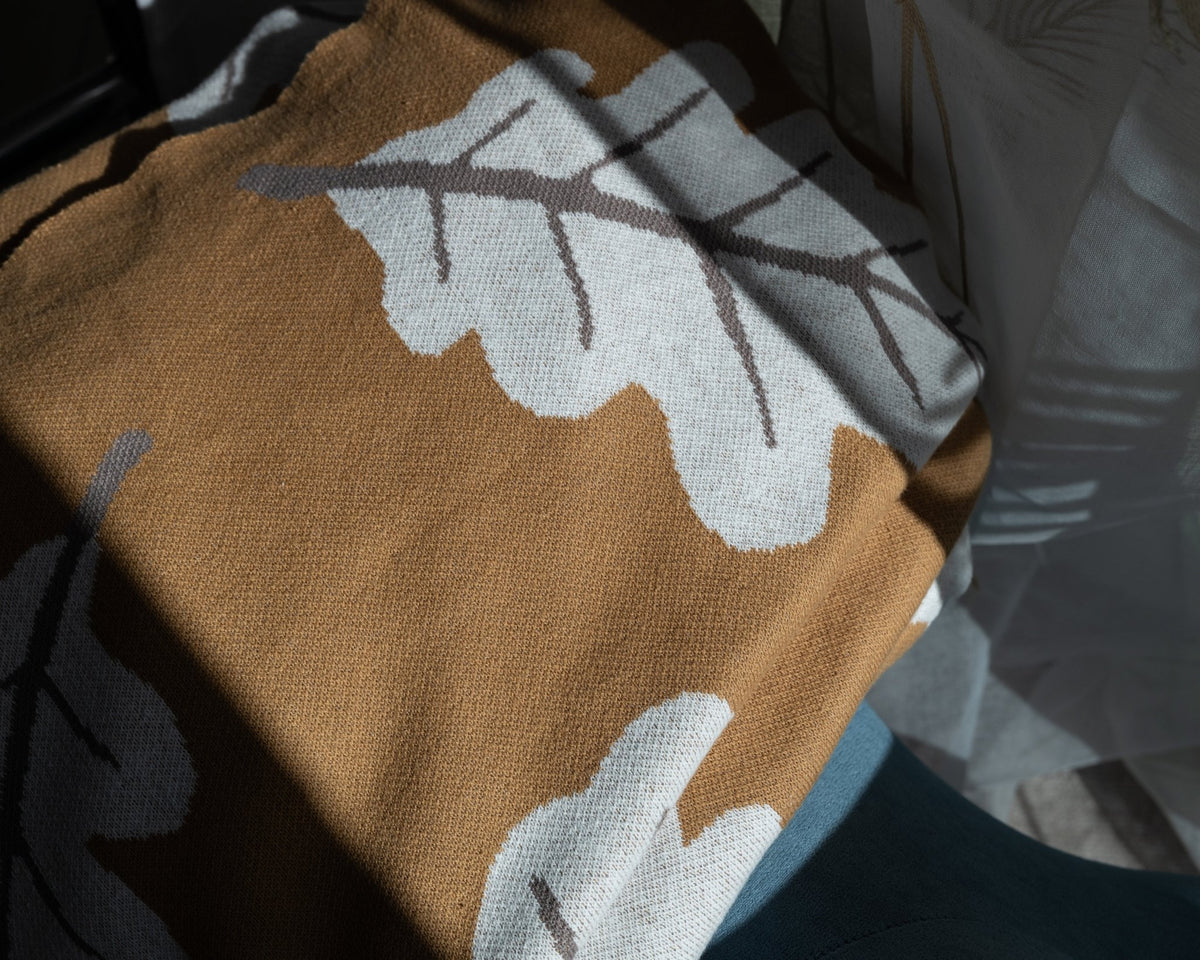 Throw BlanketsKnit Leaf Design Throw Blanket - Dekor Butik