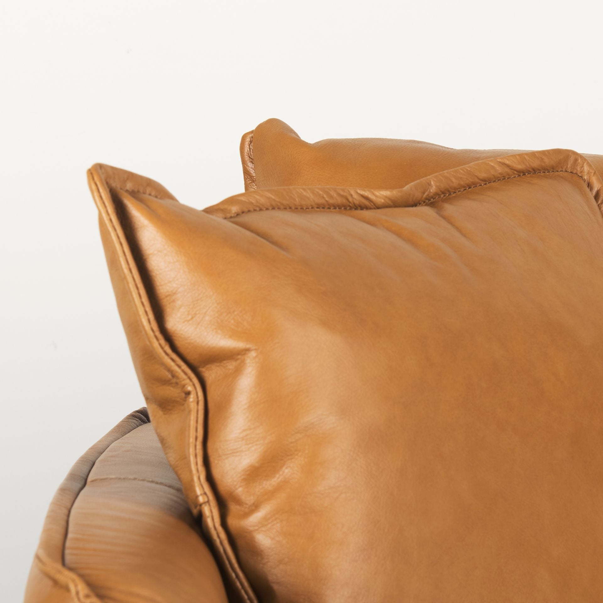 FurnitureLake Como Sofa - Dekor Butik
