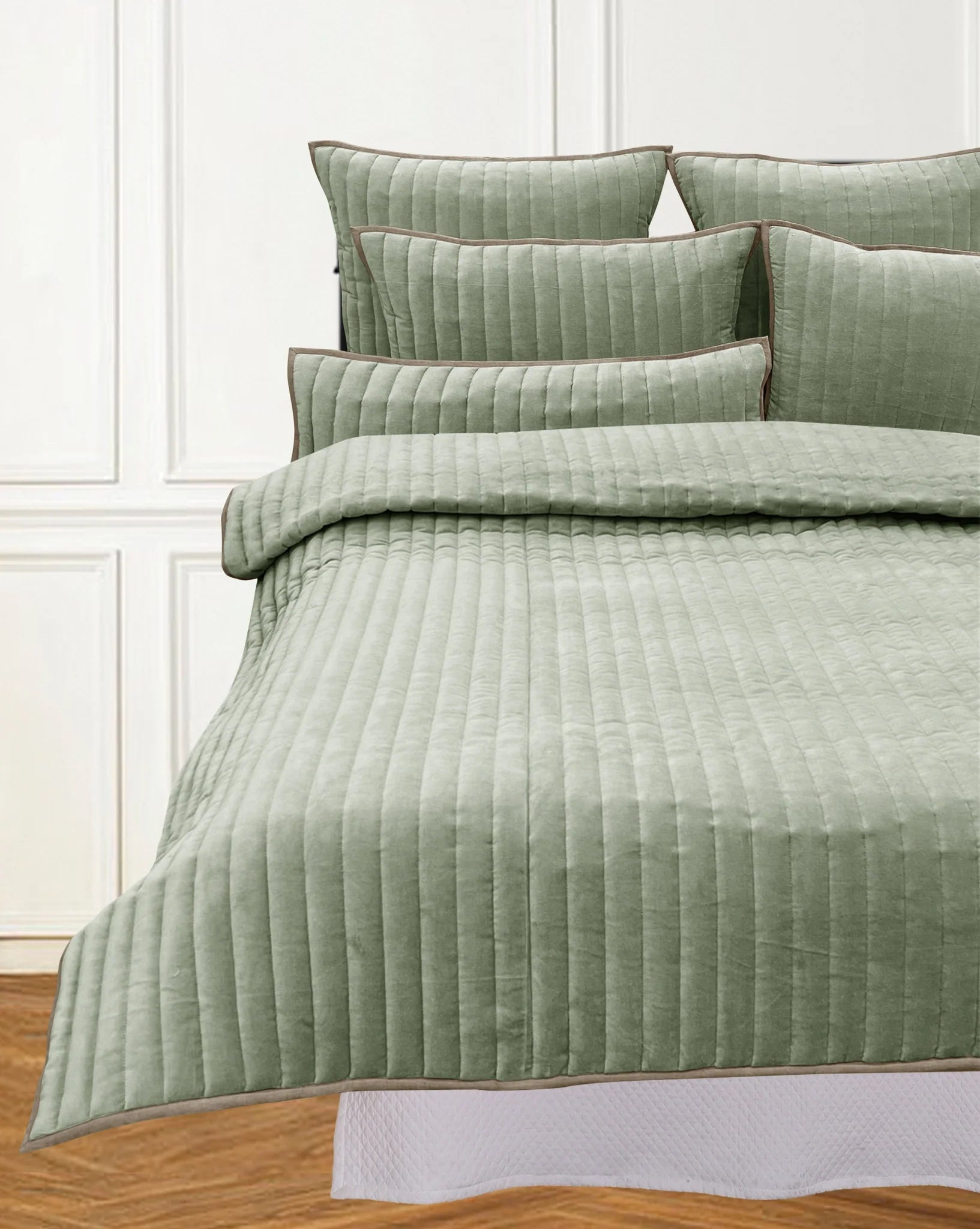 BeddingLennon Bedding Collection - Quilt - 3 Sizes, 4 Colours - Dekor Butik