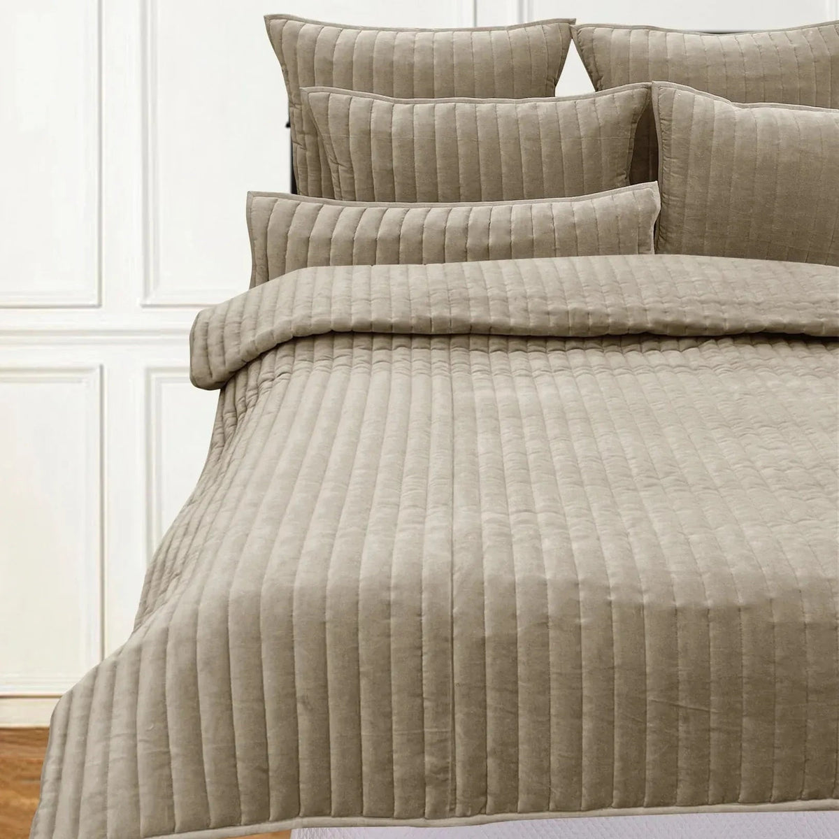 BeddingLennon Queen Quilt - Dekor Butik