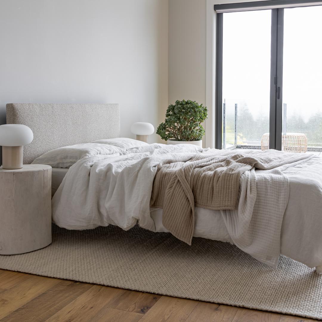 baseLuna Tool - free King Bed - Buff - Dekor Butik