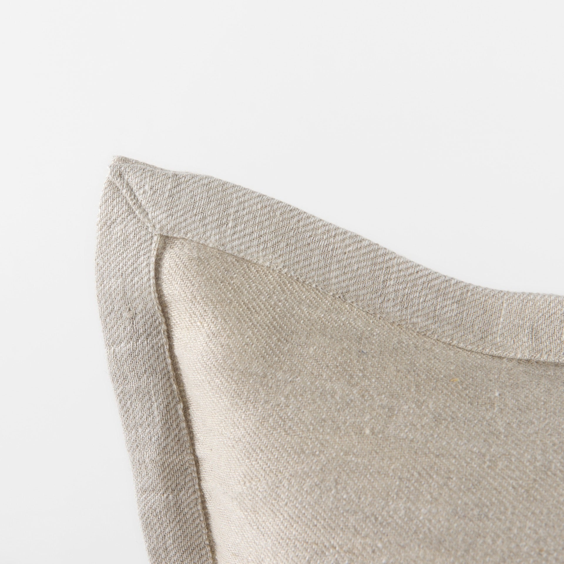 Cushions & ThrowsMae Linen Flanged Toss Cushion Cover - Dekor Butik