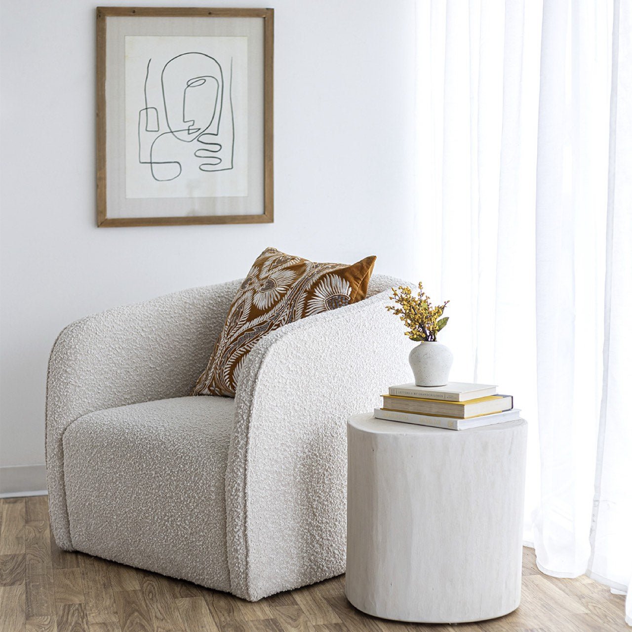 baseNova Wide 18" Stump - Round - White - Dekor Butik
