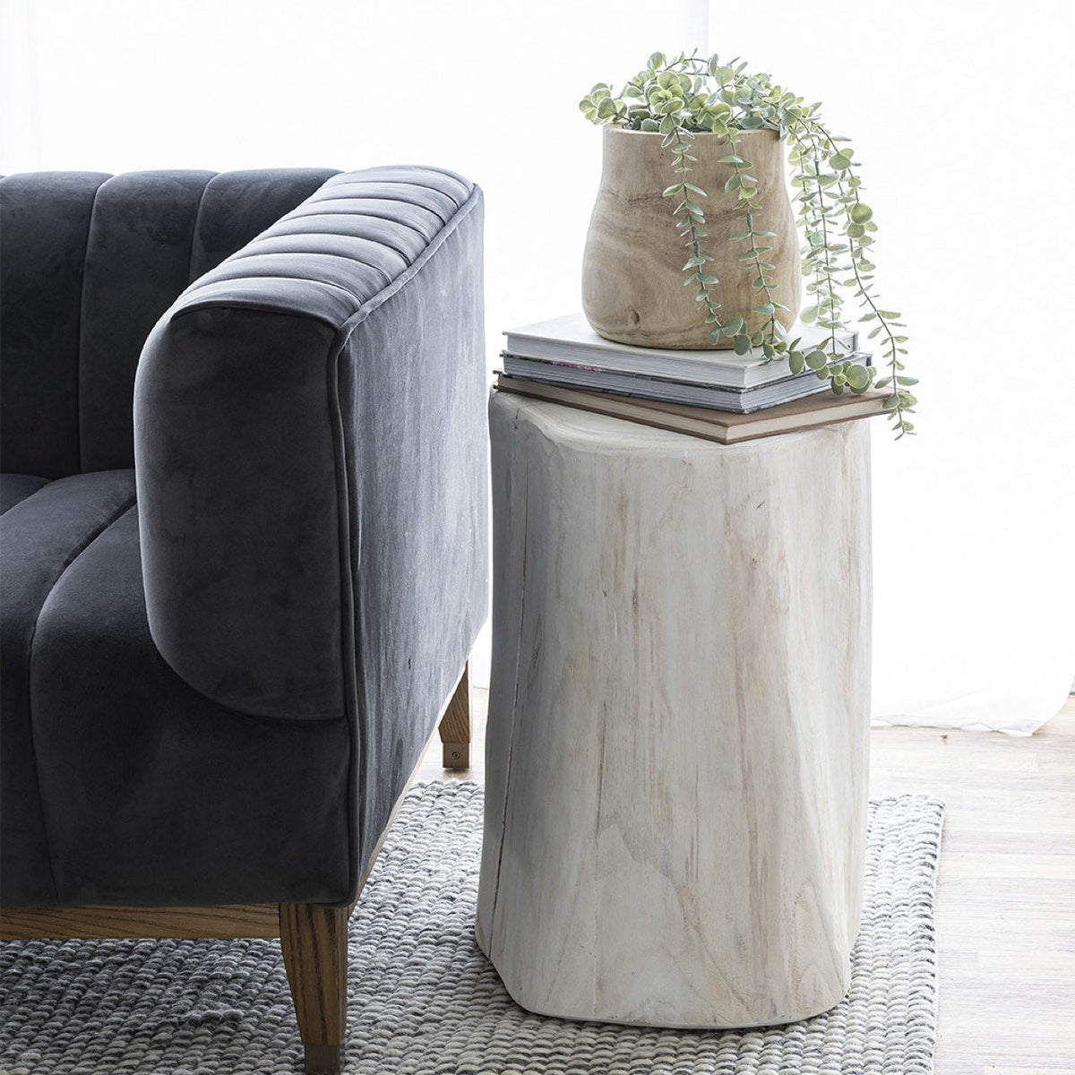 baseNova Wide 21" Stump - Round - White - Dekor Butik