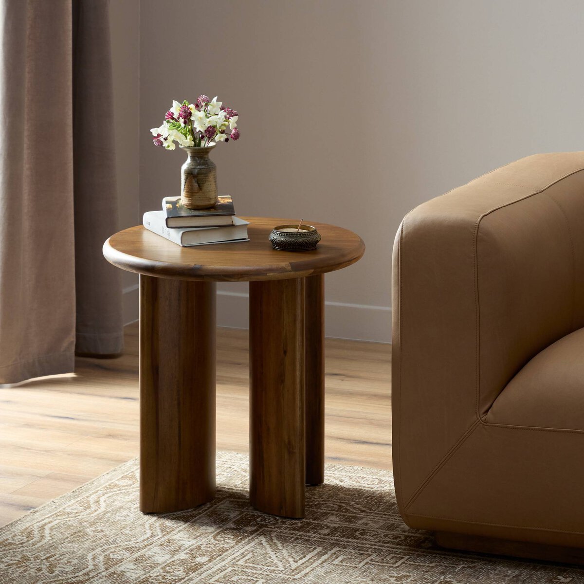 FurniturePaden End Table - FLOOR MODEL SALE! 2 IN STOCK! (PICK UP ONLY) - Dekor Butik