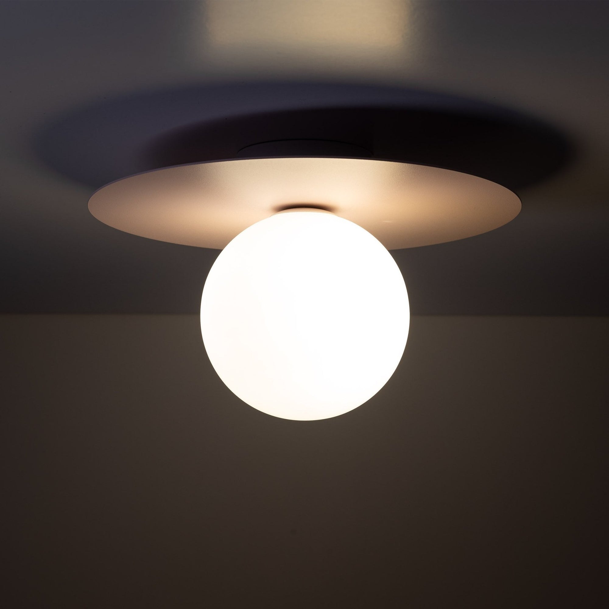 Pixi Scandinavian Minimalist Wall Sconce Light Fixture for Bedroom, Hallway & Modern Interior Accent Lighting - Dekor Butik