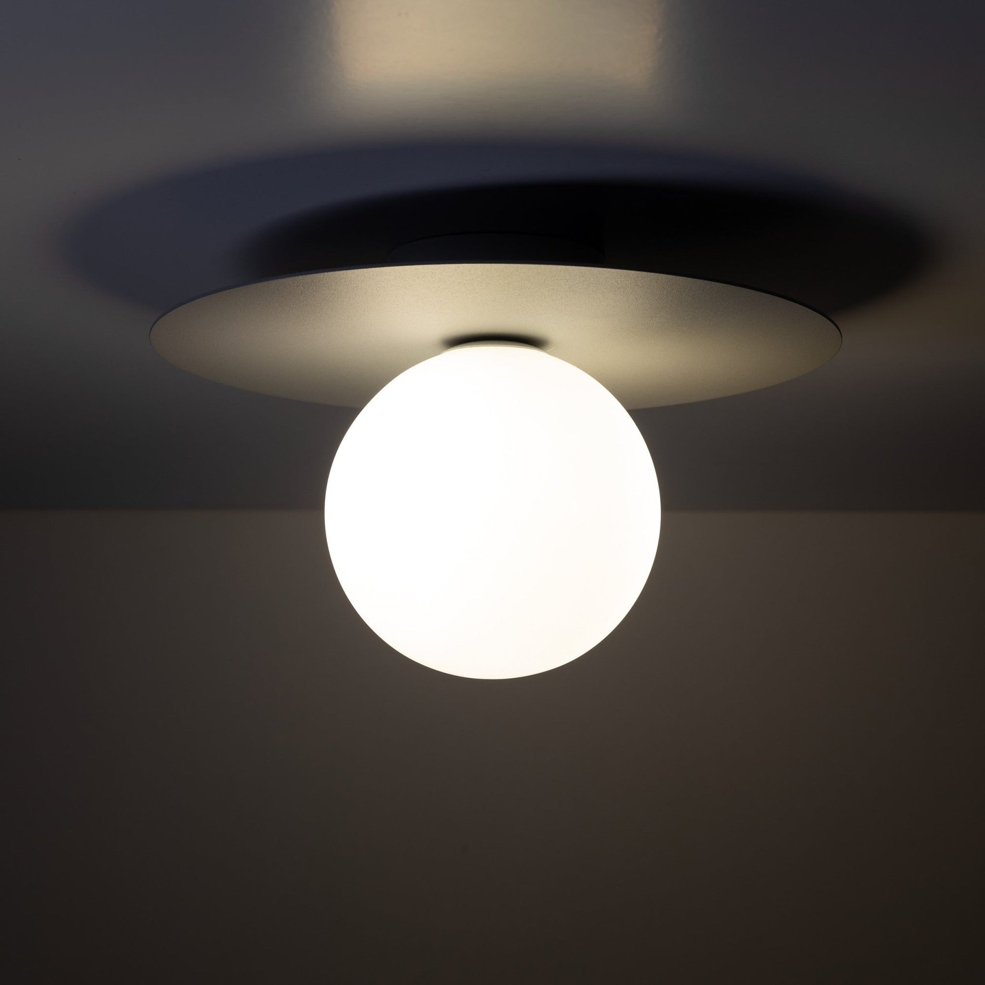 Pixi Scandinavian Minimalist Wall Sconce Light Fixture for Bedroom, Hallway & Modern Interior Accent Lighting - Dekor Butik
