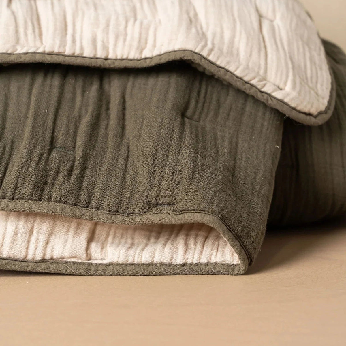 BeddingQuilted Bed Cover - Olive - Dekor Butik