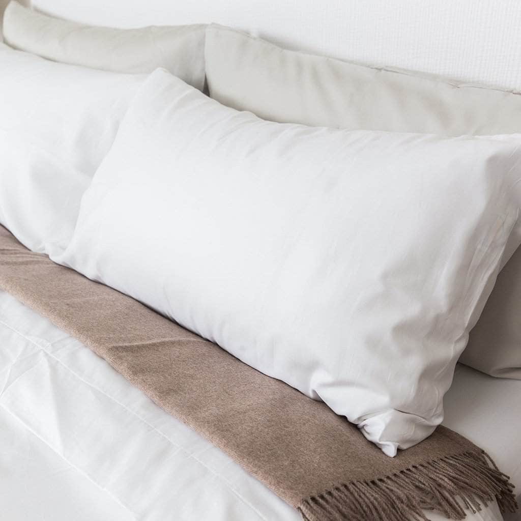 SheetsRefined Collection Sateen Sheet Set - Dekor Butik