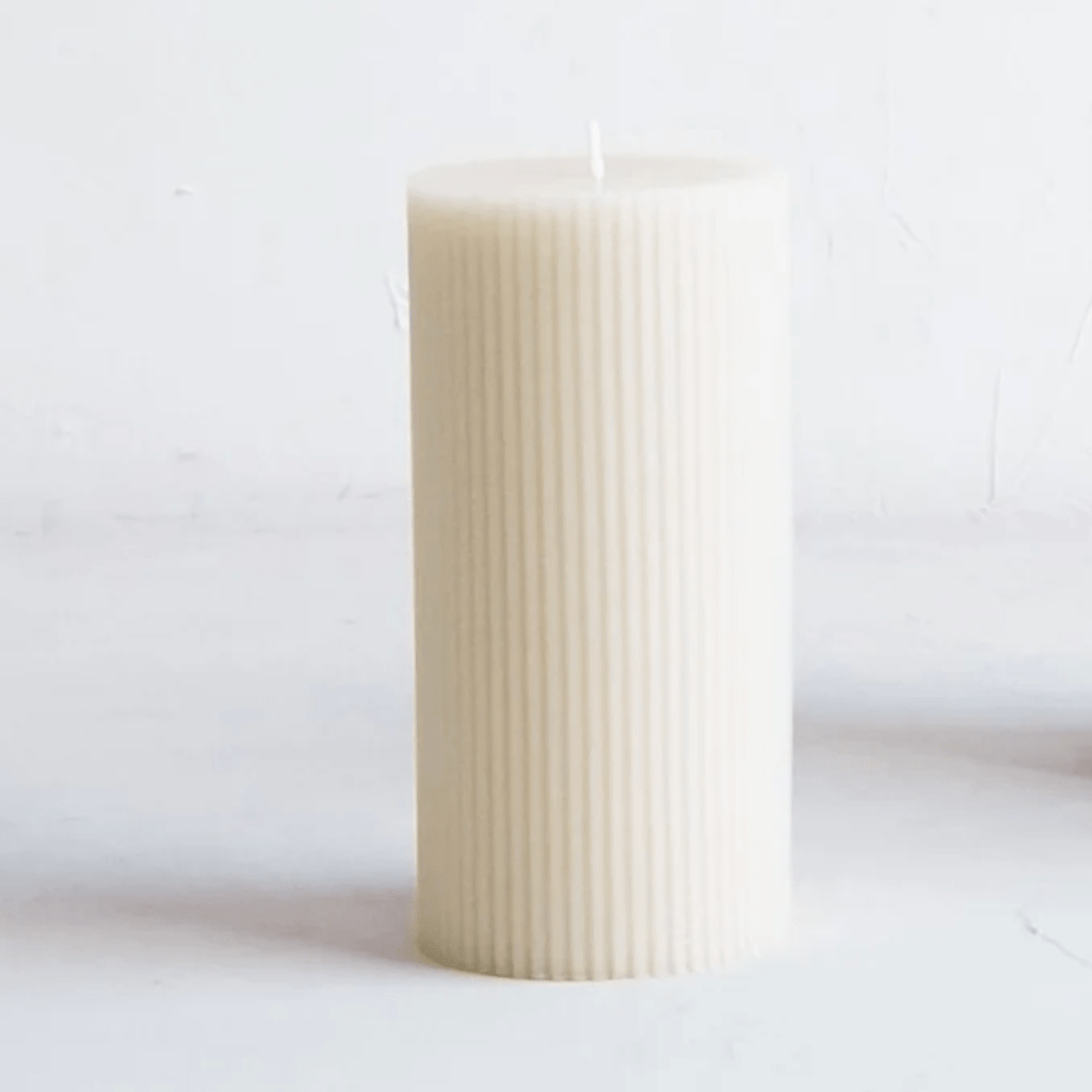 DecorRibbed Pillar Candle - Dekor Butik