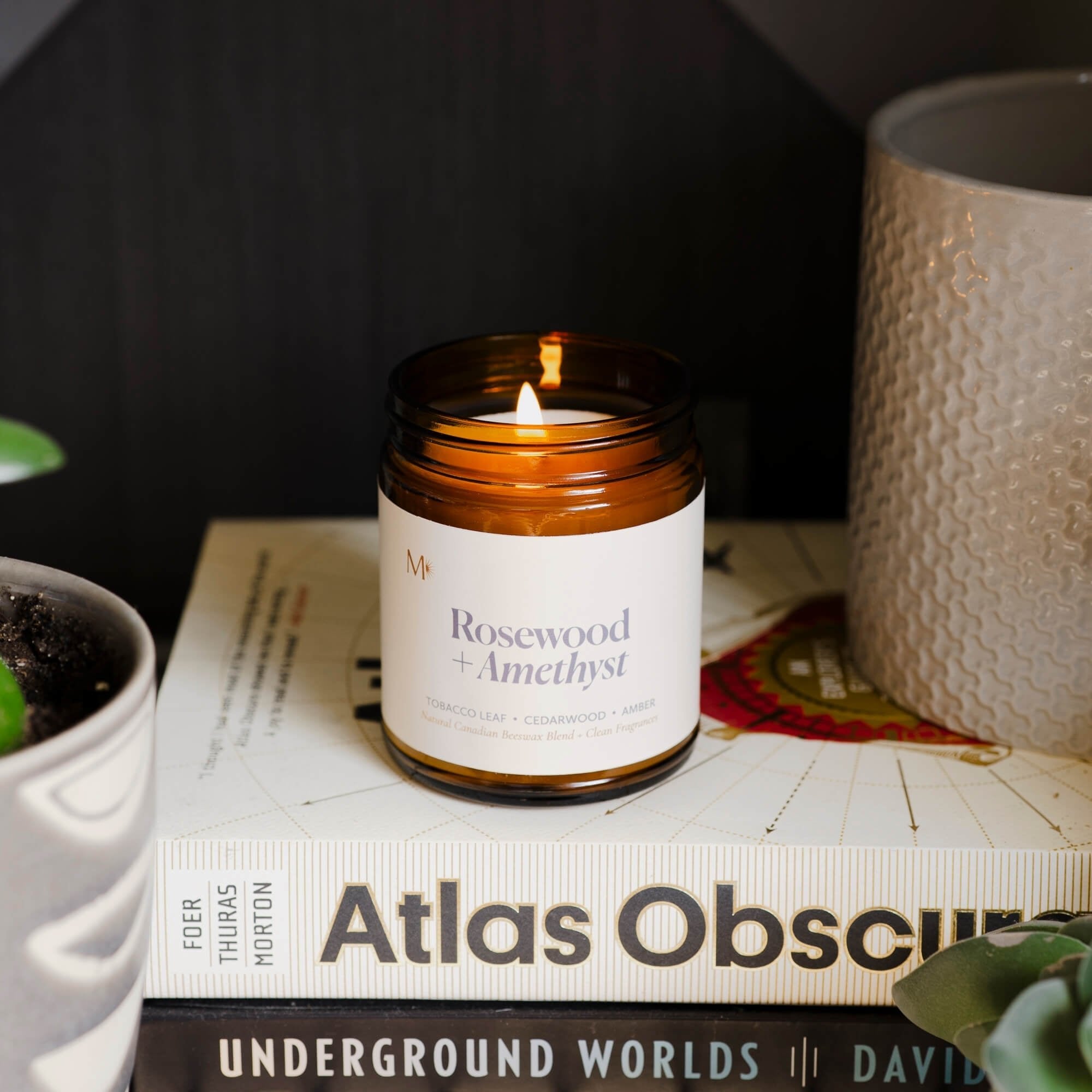 CandlesRosewood + Amethyst Candle - Dekor Butik