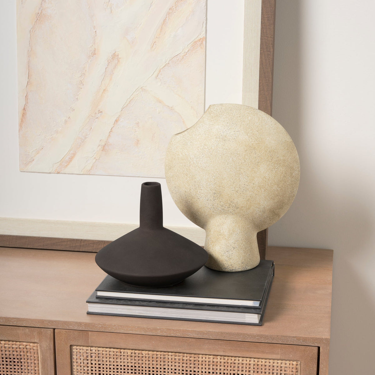 Vases & JarsSariah Vase Round - Dekor Butik