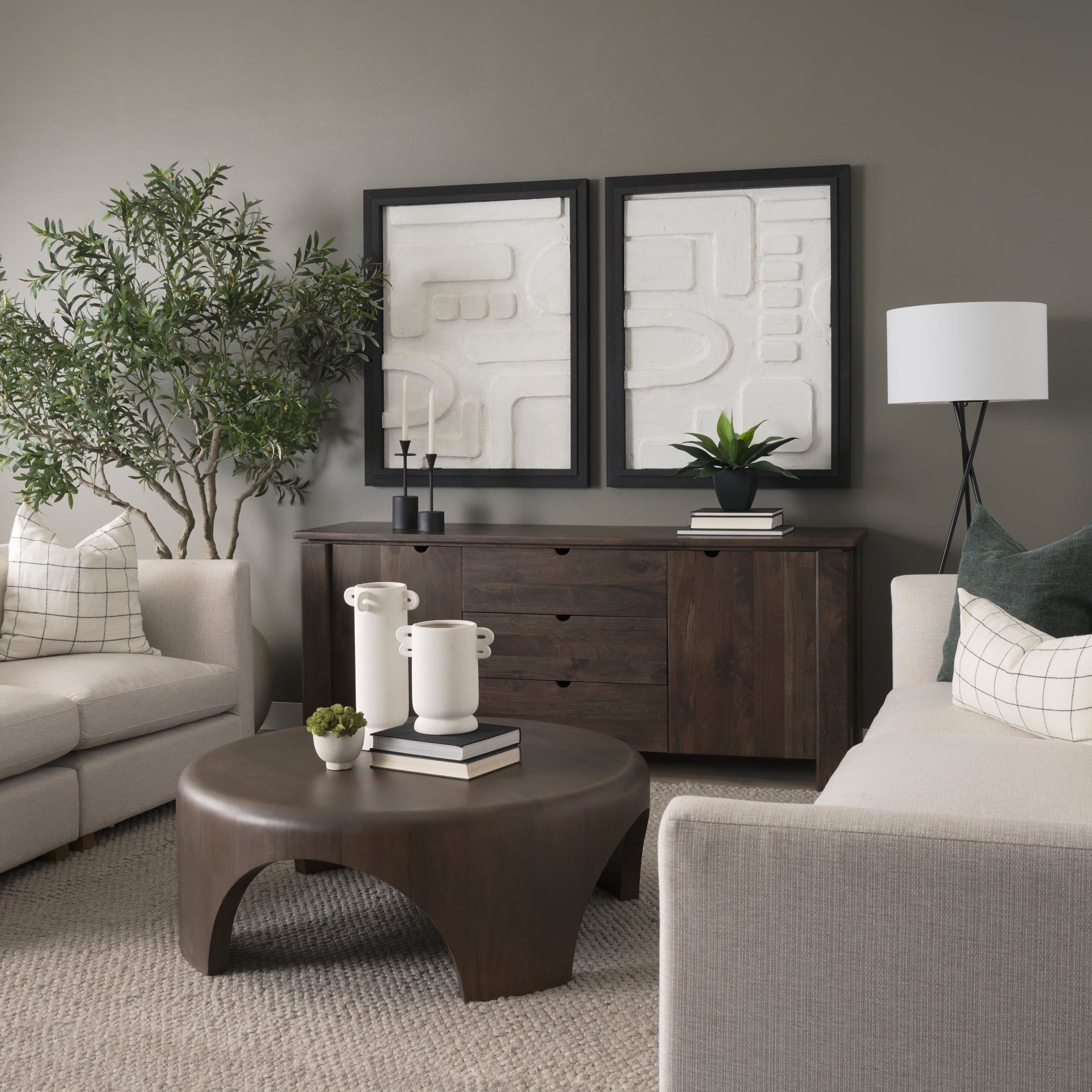 Coffee TablesShima Round Coffee Table - 2 Finishes - Dekor Butik
