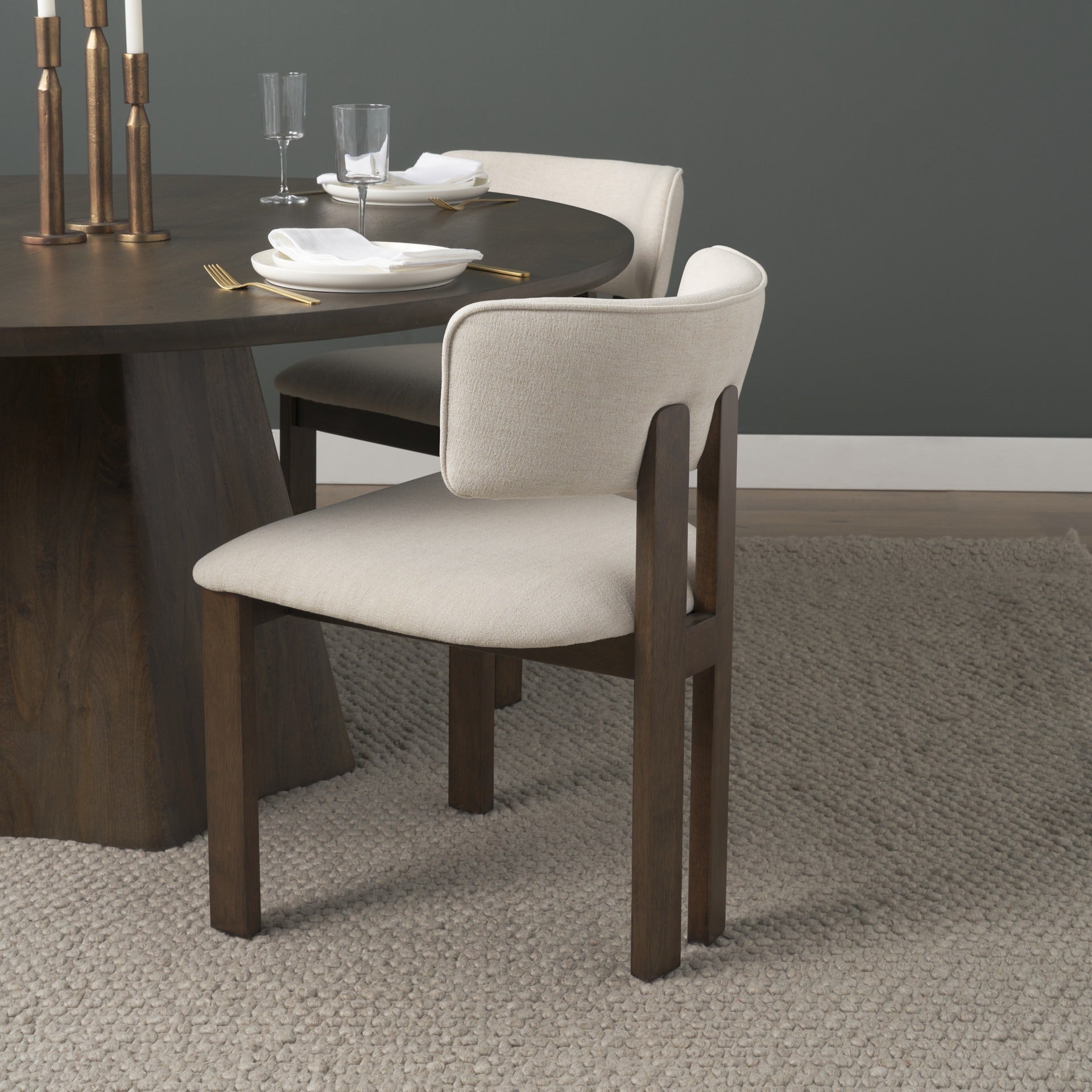 Soho Curve Tripod Dining Chair - Dekor Butik