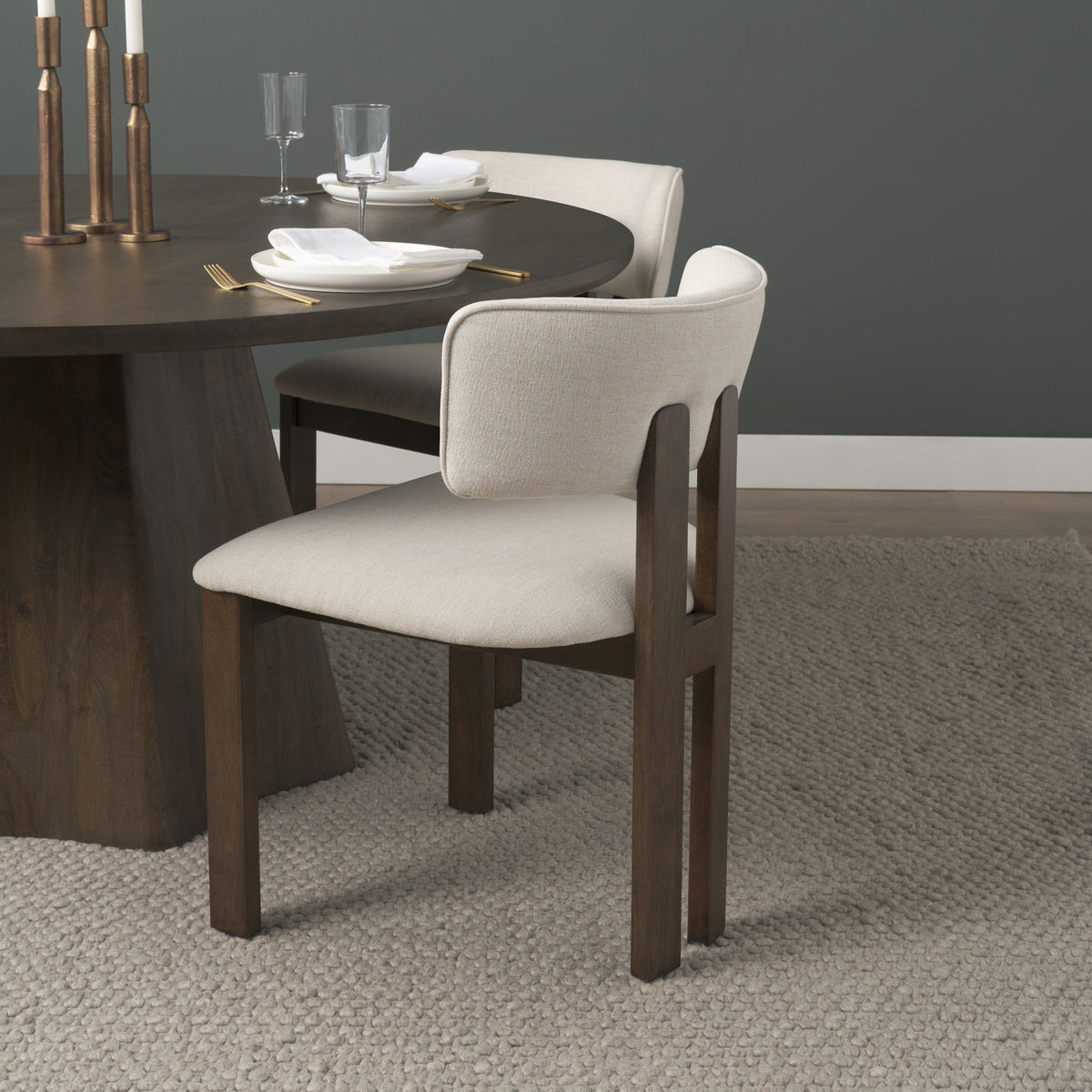 Soho Curve Tripod Dining Chair - Dekor Butik