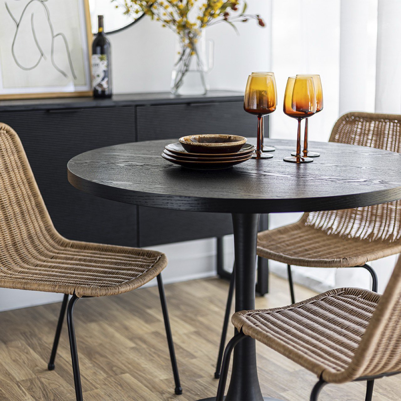 baseSurface Pedestal Dining Table - Black - Dekor Butik