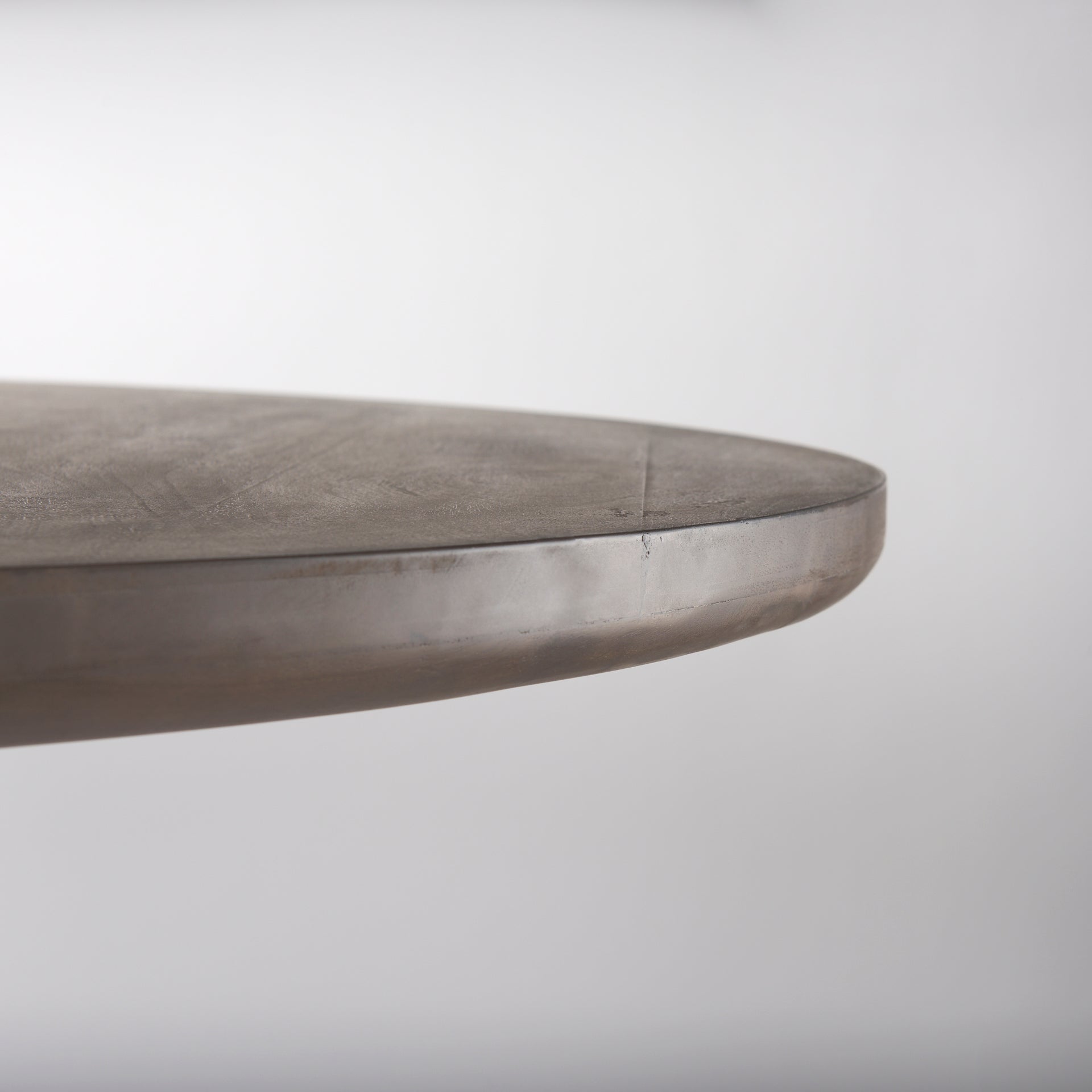 FurnitureTerra Round Dining Table - 2 Colours - Dekor Butik