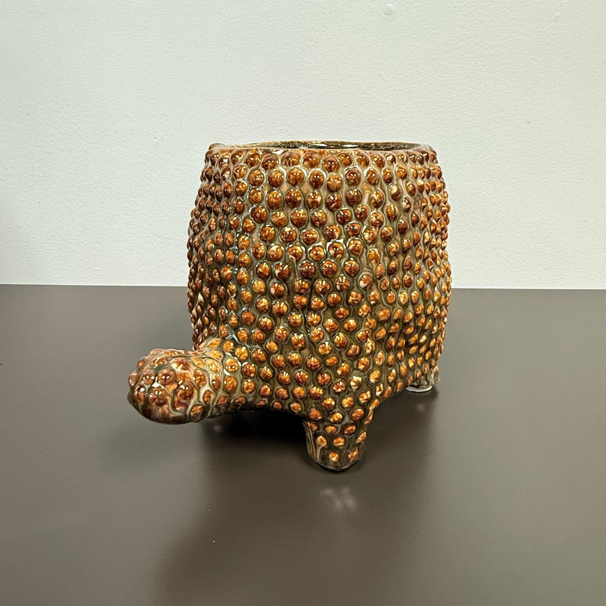 Vases & JarsTortoise Pot - Dekor Butik