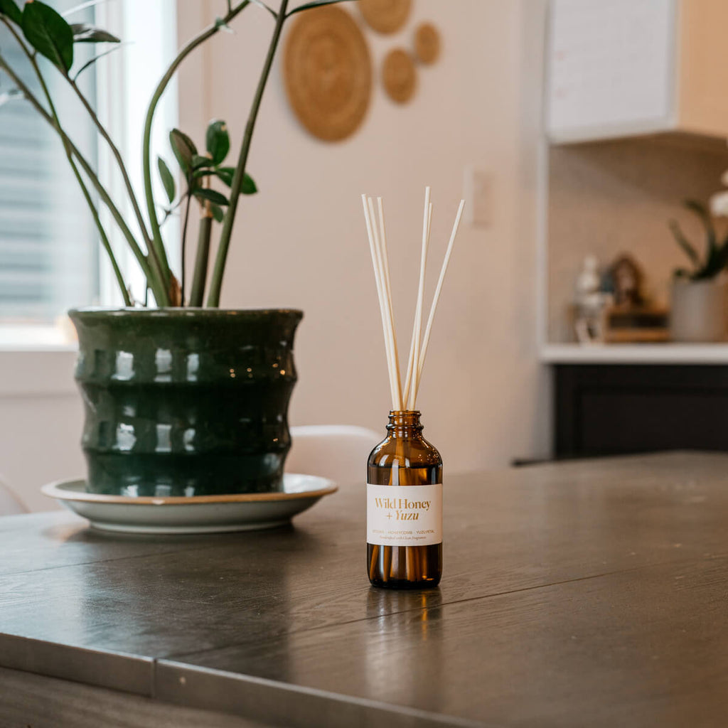 Reed DiffusersWild Honey + Yuzu Reed Diffuser - Dekor Butik